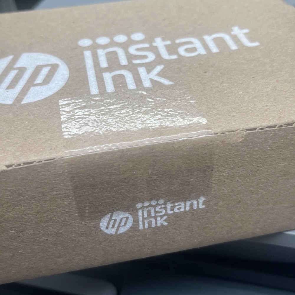 HP OfficeJet Pro 9015e Wireless Color All-In-One Inkjet Printer - Tested W/ Ink - Picture 16 of 16
